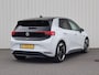 Volkswagen ID.3 204pk First Max 58 kWh | Panoramadak | Leder | Massage, Elektrisch verstelbare en Verwarmde Voorstoelen | Dodehoek Detectie | Achteruitrij Camera |