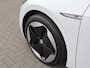 Volkswagen ID.3 204pk First Max 58 kWh | Panoramadak | Leder | Massage, Elektrisch verstelbare en Verwarmde Voorstoelen | Dodehoek Detectie | Achteruitrij Camera |