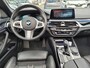 BMW 5-Serie 520i High Executive Edition | Schuif/Kantel-Dak | Adaptive Cruise | Harman Kardon | Trekhaak | Leder | Stoelverwarming