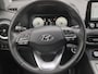 Hyundai Kona Electric EV Comfort Smart 39 kWh Automaat / Accu SOH 100% / Dealer onderhouden / CCS snellader / WLTP 305 km stad 435 km / warmtepomp / All season banden / Stuur- & Stoelverwarming / Achteruitrijcamera / Keyless Entry/Start / Krell Audio Systeem /