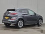 Hyundai Kona Electric EV Comfort Smart 39 kWh Automaat / Accu SOH 100% / Dealer onderhouden / CCS snellader / WLTP 305 km stad 435 km / warmtepomp / All season banden / Stuur- & Stoelverwarming / Achteruitrijcamera / Keyless Entry/Start / Krell Audio Systeem /