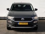 Volkswagen T-Roc 1.5 TSI Style Business 150 pk | Navigatie | Adaptieve Cruise control | Elekt. Achterklep | App-Connect Airco | Spiegelpakket | 1500 kg trekgewicht