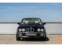 BMW 3-Serie Cabrio 325i E30 | 31.000KM | Swiss-delivered | First paint | Full documentation