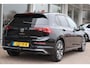 Volkswagen Golf 1.5 eTSI 150pk DSG Life Edition | Trekhaak | Camera | Navigatie | Adaptive Cruise | PDC