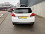 Peugeot 2008 1.2 PureTech Active GLAS DAK 5 Dr NAVI 64000 NAP