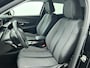 Peugeot e-2008 EV Allure Pack 50 kWh | Rijklaar | Stoelverwarming | 360 camera | navigatie