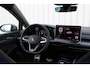 Volkswagen Golf 1.5 eHybrid GTE | Panorama dak | Stoel/Stuur verwarming | 360° Camera | Schuif/Kantel dak | Adaptive cruise controler | Keyless start | Apple CarPlay/Android Auto | IQ.Lights | Climate controle | Parkeersensoren | Navigatie |