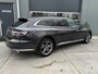 Volkswagen Arteon Shooting Brake 1.4 TSI 218pk eHybrid R-Line Business+ DSG Panorama Vol Leer Groot Navi Camera Trekhaak Winterpakket SOH 95,47%