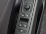 Volkswagen T-Roc Life First Edition 1.5 eTSI 150 PK | Trekhaak | Stoel- & Stuurverwarming | Carplay | Camera |