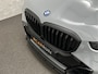 BMW X5 50e M-Sport Pro | M-Performance Stoelen | Achterasbesturing | Carbon | ACC | Panorama | 360 Camera | Soft-Close | Head-Up | M-Gordels | Trekhaak | Harman-Kardon | 22 inch | Individual Leder | Stoelventilatie | Stoelverwarming V+A | Keyless-Entry | Memory | Stuurverwarming | Iconic-Glow | Rij-Assist Pro | Beker Koeling & Verwarming | Zonwering |