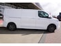 Ford E-Transit Cust. 320L L2H1 Limited 65 kWh Automaat met Powerpack Nr. V019 | Airco | Cruise | Apple CP- Android auto | Trekhaak