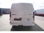 Ford E-Transit Cust. 320L L2H1 Limited 65 kWh Automaat met Powerpack Nr. V053 | Airco | Cruise | Apple CP- Android auto | Trekhaak