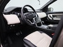 Land Rover Discovery Sport P300e 1.5 R-Dynamic SE | Vast glazen panoramadak | Elektrisch verstel- en verwarmbare voorstoelen | 20'' Velgen Gloss Black