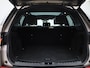 Land Rover Discovery Sport P300e 1.5 R-Dynamic SE | Vast glazen panoramadak | Elektrisch verstel- en verwarmbare voorstoelen | 20'' Velgen Gloss Black