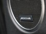 Land Rover Discovery Sport P300e 1.5 R-Dynamic SE | Vast glazen panoramadak | Elektrisch verstel- en verwarmbare voorstoelen | 20'' Velgen Gloss Black