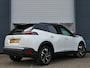 Peugeot e-2008 EV GT 50 kWh | WLTP 318KM | 3-Fase | Stoelverwarming | Parkeer Camera Achter | Navigatie | Cruise Control | Parkeersensoren Voor & Achter | Start/Stopknop |