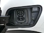 Peugeot e-2008 EV GT 50 kWh | WLTP 318KM | 3-Fase | Stoelverwarming | Parkeer Camera Achter | Navigatie | Cruise Control | Parkeersensoren Voor & Achter | Start/Stopknop |
