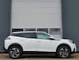 Peugeot e-2008 EV Allure Pack 50 kWh | WLTP 318KM | 3-Fase | Stoelverwarming | Parkeer Camera Achter | Navigatie | Cruise Control | Parkeersensoren Achter | Start/Stopknop |