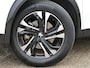 Peugeot e-2008 EV Allure Pack 50 kWh | WLTP 318KM | 3-Fase | Stoelverwarming | Parkeer Camera Achter | Navigatie | Cruise Control | Parkeersensoren Achter | Start/Stopknop |