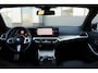 BMW 3-Serie Touring 330e Hybrid | Panorama | Keyless | Leer | BOOMVOL