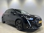 Peugeot 208 1.2 Turbo GT | Navigatie/Apple Carplay/Android Auto | LM Velgen 17" | Achteruitrijcamera en PDC Voor en Achter | Cruise Control | Voorstoelen Verwarmd | Airco |