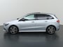 Mercedes-Benz B-klasse 250 e Business Solution AMG | Night pakket | Distronic | Panoramadak | Elektrische achterklep |