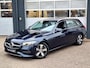 Mercedes-Benz C-klasse Estate 200 Launch Edition Luxury Line | Trekhaak | Rijassistentiepakket | Achteruitrijcamera | Sfeerverlichting | Stoelverwarming | Dodehoekassistentie | Elektrische achterklep