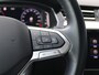 Volkswagen Passat Variant 2.0 TDI 150 pk DSG Business | Navigatie | LED | Camera | App Connect | Climatronic | ACC | Stoelverwarming | Keyless |