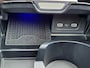 Mercedes-Benz C-klasse 300 e AMG Line | Night Pakket | Panoramadak | Memory pakket | Achteruitrijcamera | Sfeerverlichting | Dodehoekassistentie | Stoelverwarming | LED Koplampen