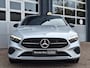 Mercedes-Benz A-klasse 250 e | Panoramadak | Night Pakket | MULTIBEAM LED Koplampen | Apple CarPlay | Android Auto | Sfeerverlichting | Dodehoekassistentie | Stoelverwarming | Achteruitrijcamera | Elektrisch Inklapbare Buitenspiegels