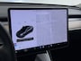 Tesla Model 3 SR+ 325PK LFP-Accu Trekhaak AutoPilot Leer Pano-Dak Adaptive Cruise Lmv 18" Camera's Elektr.-Stuur+Stoelen+Spiegels+Geheugen+Easy-Entry+Verwarmde stoelen Park assistent Pdc WIFI Ecc Lane-Assist Speed-Assist SOH 87% Ecc Navi Led DAB Voorverwarmen interieur via App Keyless One-Pedal-Drive 1.000KG Trekgewicht 1e Eigenaar Origineel Nederlandse Auto Fabrieksgarantie op Accu en Motor tot 10-12-2028/160.000km LFP accu dus 100% opladen !