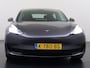 Tesla Model 3 SR+ 325PK LFP-Accu Trekhaak AutoPilot Leer Pano-Dak Adaptive Cruise Lmv 18" Camera's Elektr.-Stuur+Stoelen+Spiegels+Geheugen+Easy-Entry+Verwarmde stoelen Park assistent Pdc WIFI Ecc Lane-Assist Speed-Assist SOH 87% Ecc Navi Led DAB Voorverwarmen interieur via App Keyless One-Pedal-Drive 1.000KG Trekgewicht 1e Eigenaar Origineel Nederlandse Auto Fabrieksgarantie op Accu en Motor tot 10-12-2028/160.000km LFP accu dus 100% opladen !
