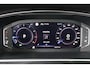 Volkswagen Tiguan 1.5 TSI Elegance | Trekhaak | Navigatie | Panorama dak | Camera | Climate control | Stoelverwaring | Adaptieve Cruise | Stuur verwarming |