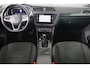 Volkswagen Tiguan 1.5 TSI Elegance | Trekhaak | Navigatie | Panorama dak | Camera | Climate control | Stoelverwaring | Adaptieve Cruise | Stuur verwarming |
