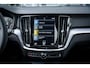 Volvo V60 2.0 B3 Momentum Business|Trekh|LED|Adaptive Cruise|Digital Dash|Apple Carplay|