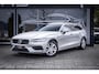 Volvo V60 2.0 B3 Momentum Business|Trekh|LED|Adaptive Cruise|Digital Dash|Apple Carplay|
