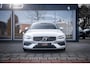 Volvo V60 2.0 B3 Momentum Business|Trekh|LED|Adaptive Cruise|Digital Dash|Apple Carplay|