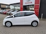 Toyota Aygo X X-PLAY BLUETOOTH SPEEDLIMITER AIRCO EL-RAMEN NL-AUTO