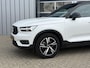 Volvo XC40 2.0 T4 R-Design | Camera | Parkeer sensoren | Keyless | Stoel verwarming |