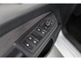 Volkswagen Golf Variant 1.5 eTSI Life Business | Dealer Onderhouden! | LED | Sfeerverlichting | Elektrische stoelen | Navigatie | Adaptieve Cruise | Stoel/Stuurverwarming |