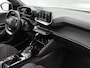 Peugeot 2008 1.2 GT 156pk Automaat | Schuif-/Kanteldak | Trekhaak | Stoel-/Voorruitverwarming | Navigatie | Adaptieve Cruise Control | Dodehoekdetectie | Camera | Keyless Entry/Start | Interieurverlichting | Apple Carplay/Android Auto |