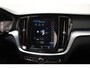 Volvo V60 2.0 B3 Momentum Advantage Aut. [ LED Trekhaak Apple/Android ]