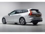 Volvo V60 2.0 B3 Momentum Advantage Aut. [ LED Trekhaak Apple/Android ]