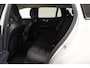 Volvo V60 2.0 B3 Momentum Advantage Aut. [ LED Trekhaak Apple/Android ]