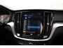 Volvo V60 2.0 B3 Momentum Advantage Aut. [ LED Trekhaak Apple/Android ]