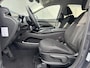 Hyundai Tucson 1.6 T-GDI PHEV Comfort Smart 4WD Automaat / Elektrische Achterklep / Org. NL / Fabrieksgarantie tot 06-2029 / Achteruitrijcamera / Stuur- en Stoelverwarming / 1.350 kg Trekgewicht / Climate Control / Adaptieve Cruise Control / Apple Carplay & Android Auto / Keyless Entry & Start / Navigatie full map /