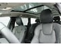 Volvo V90 T8 Automaat Plug-in hybrid AWD Ultra Dark | Luchtvering | Bowers & Wilkins Audiosysteem | Lichtmetalen Velgen 20"| Kunstlederen Interieurdelen | Rondomzicht Camera | Elektrisch Glazen Panorama-Dak | Head-up Display | Electronic Climate Controle | Massagefunctie Voorstoelen | VerwarmdeGeventileerde Voorstoelen | Stuurwiel Verwarmend | Achterbank Verwarmd | Google Navigatiesysteem Full Map |Gelaagde Zijruiten | Semi Elektrische Trekhaak
