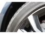 Volvo V90 T8 Automaat Plug-in hybrid AWD Ultra Dark | Luchtvering | Bowers & Wilkins Audiosysteem | Lichtmetalen Velgen 20"| Kunstlederen Interieurdelen | Rondomzicht Camera | Elektrisch Glazen Panorama-Dak | Head-up Display | Electronic Climate Controle | Massagefunctie Voorstoelen | VerwarmdeGeventileerde Voorstoelen | Stuurwiel Verwarmend | Achterbank Verwarmd | Google Navigatiesysteem Full Map |Gelaagde Zijruiten | Semi Elektrische Trekhaak