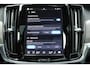 Volvo V90 T8 Automaat Plug-in hybrid AWD Ultra Dark | Luchtvering | Bowers & Wilkins Audiosysteem | Lichtmetalen Velgen 20"| Kunstlederen Interieurdelen |  Rondomzicht Camera | Elektrisch Glazen Panorama-Dak | Head-up Display | Electronic Climate Controle | Massagefunctie Voorstoelen | VerwarmdeGeventileerde Voorstoelen | Stuurwiel Verwarmend | Achterbank Verwarmd | Google Navigatiesysteem Full Map |Gelaagde Zijruiten | Semi Elektrische Trekhaak
