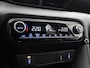 Toyota Yaris 1.5 Hybrid Launch Edition Limited | Head-up display | Stoel+stuurverwarming | Dodehoek detectie | Apple CarPlay/Android auto | Draadloze telefoonlader |